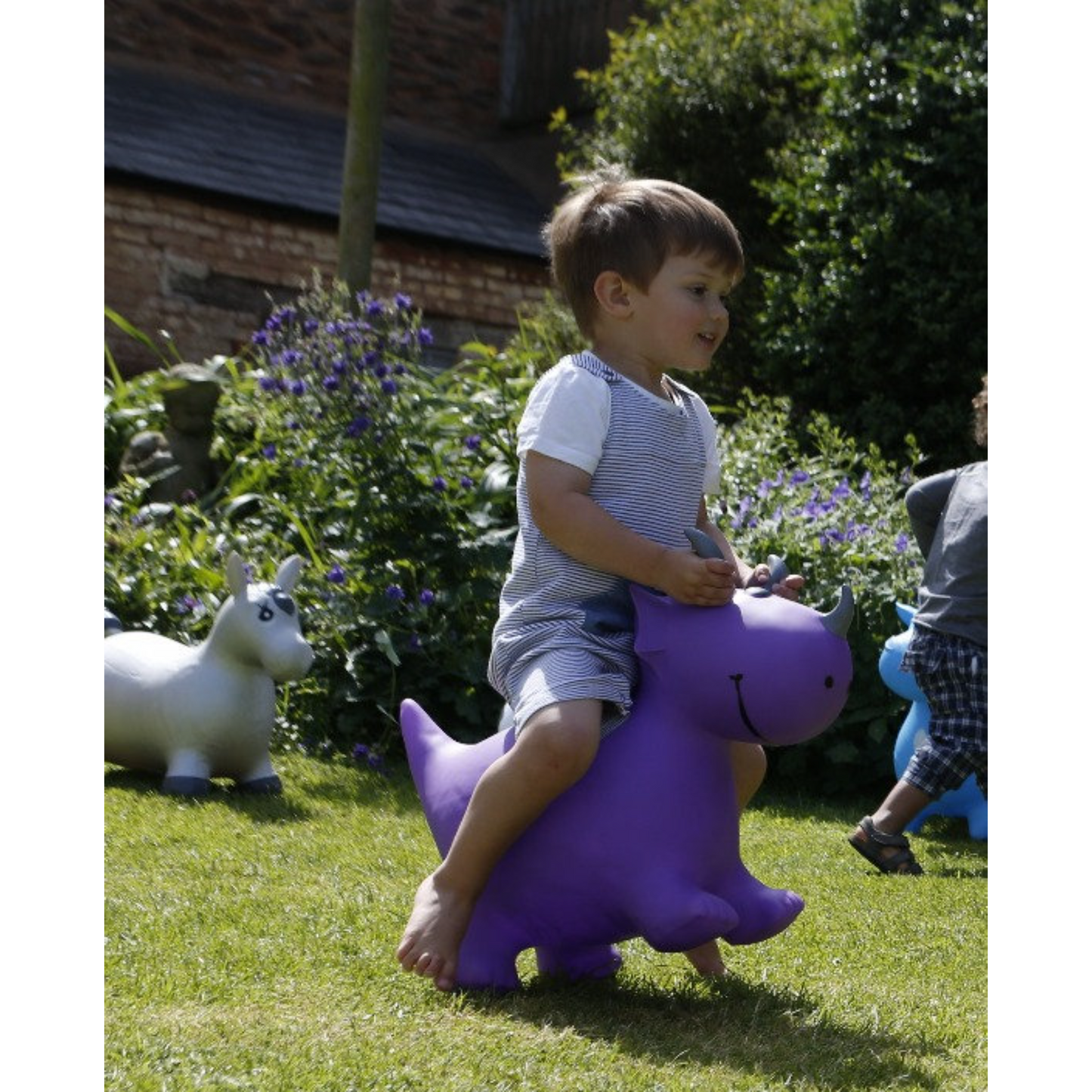 Happy Hopperz - Purple Triceratops