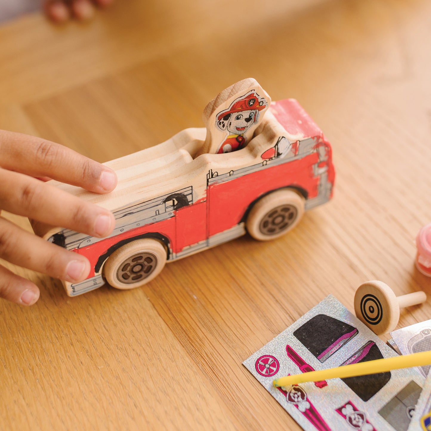 Melissa & Doug - Paw Patrol - DYO Wooden Vehicles Craft Kit