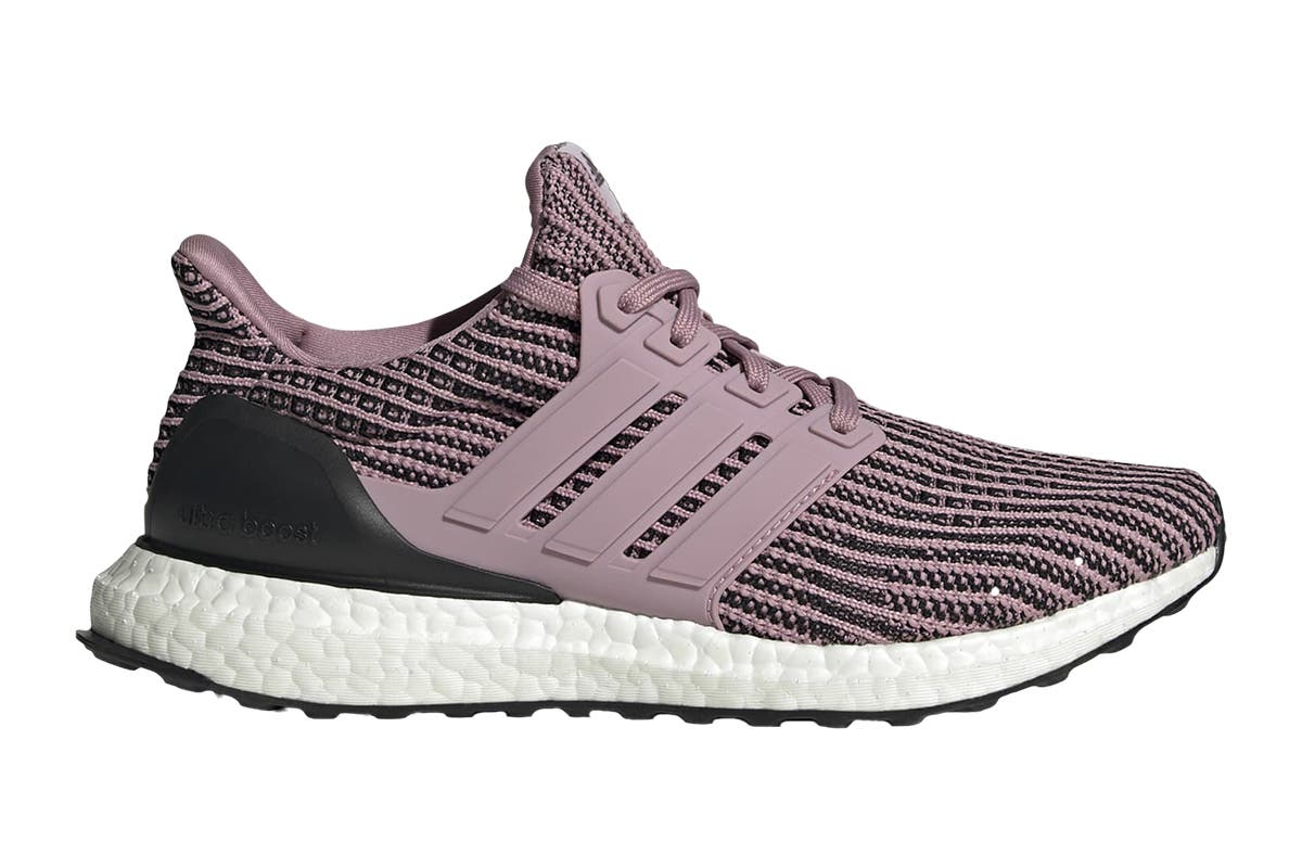 Womens ultra boosts sale discount