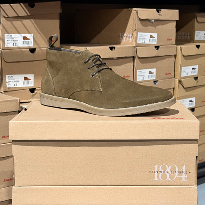 Bata Men's Dylan Suede Desert Boot - Wheat
