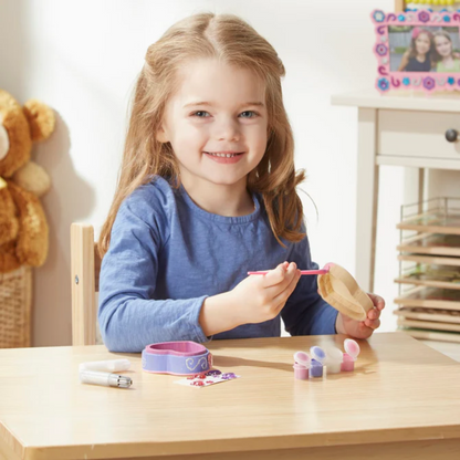 Melissa & Doug - Wooden Heart Box - DYO